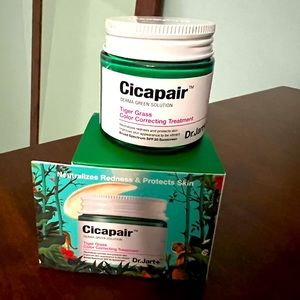 CICAPAIR™ TIGER GRASS COLOR CORRECTING TREATMENT SPF30 1.7 FL OZ/50 ML